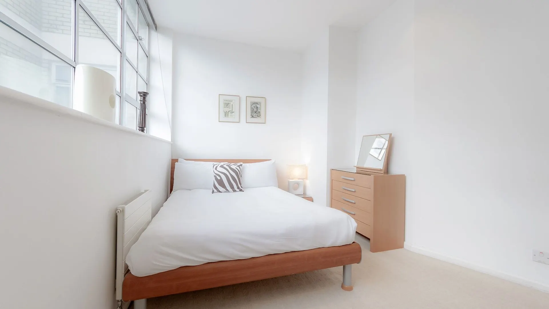 Roomspace Apartments -Princes House location